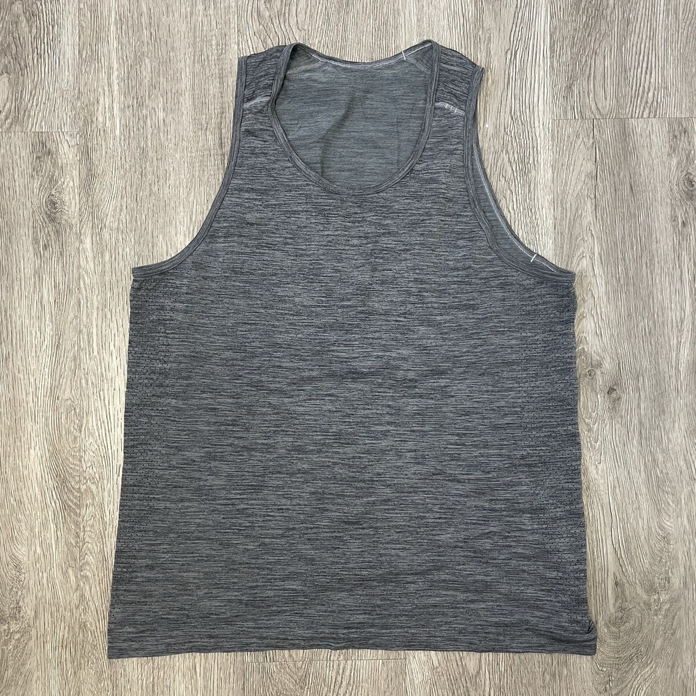 Lululemon Tank Top Mens Medium Gray Metal Vent Tech Sleeveless Running